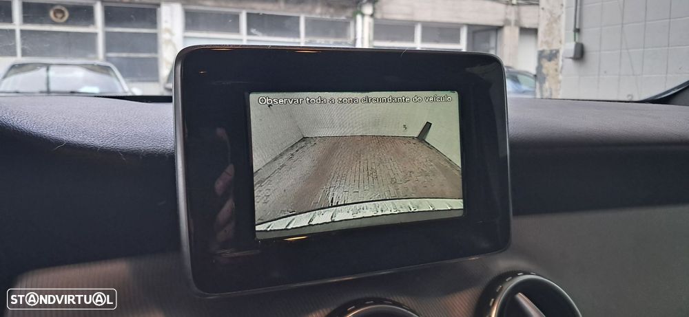 Mercedes-Benz GLA 180 CDI Urban - 7