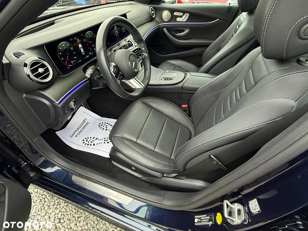 Mercedes-Benz Klasa E 300 de PHEV 4-Matic AMG 9G-Tronic - 28