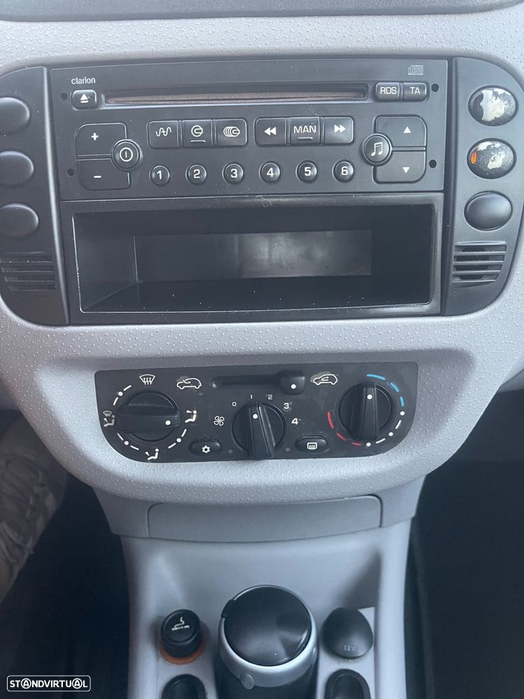 Citroën C3 1.1 SX + - 11