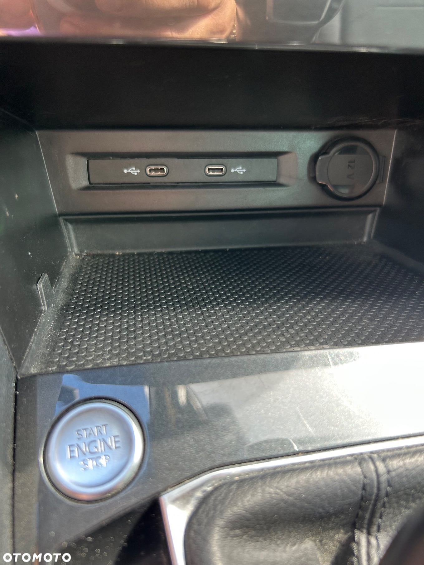 Volkswagen Tiguan 2.0 TDI SCR 4MOTION DSG Elegance - 30