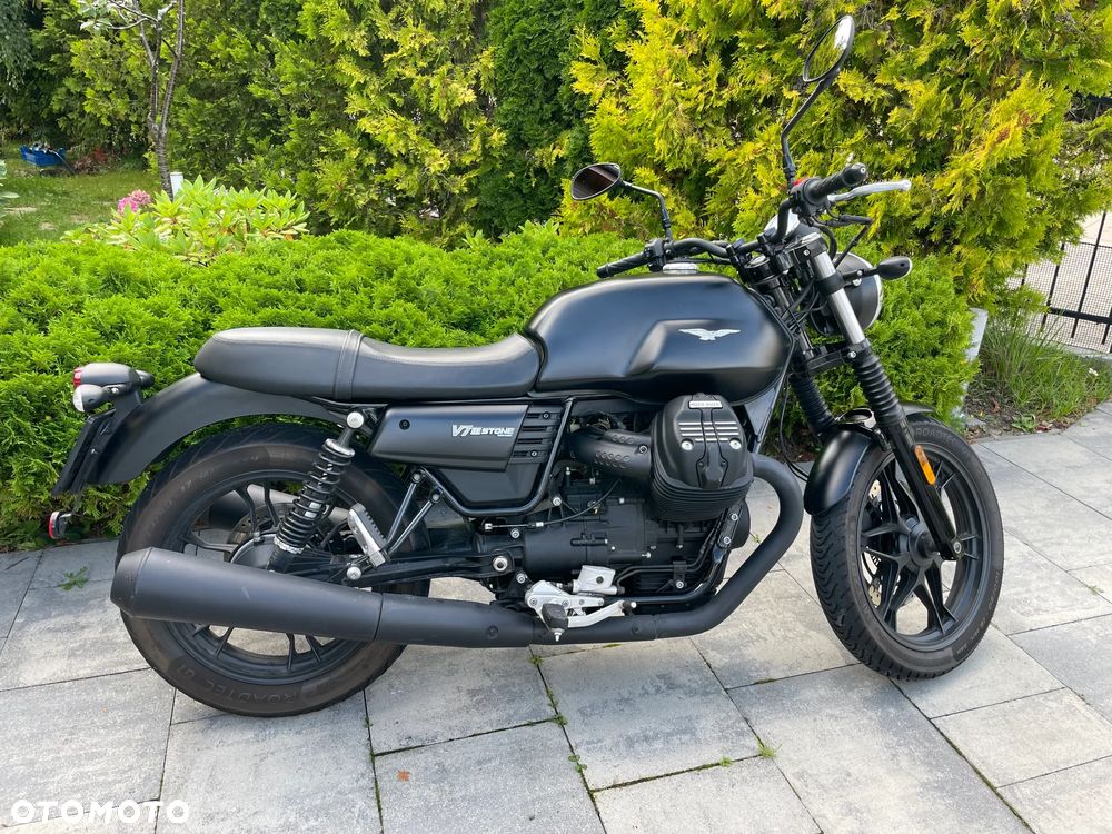 Moto Guzzi V7 - 2