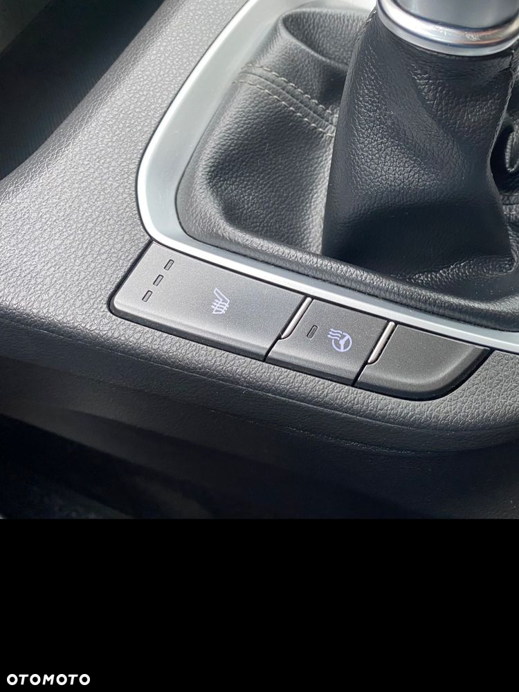 Hyundai i30 1.0 T-GDI Intro Edition - 20