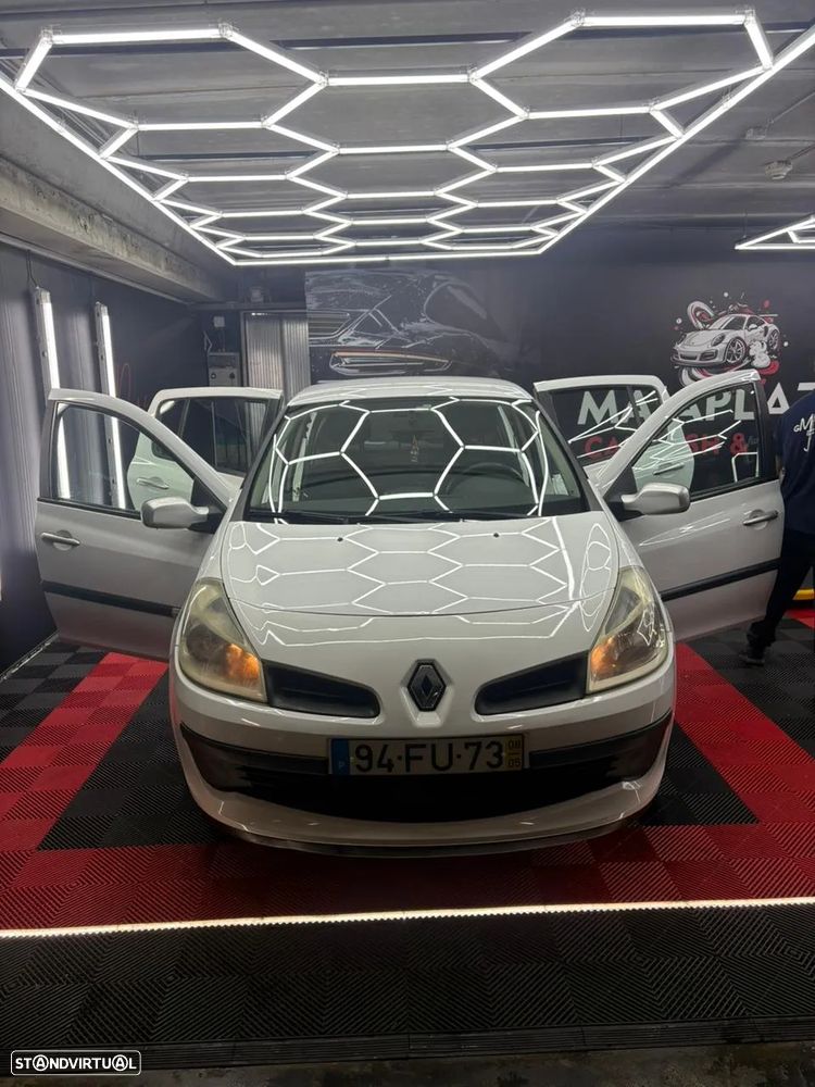Renault Clio 1.5 dCi Confort - 5