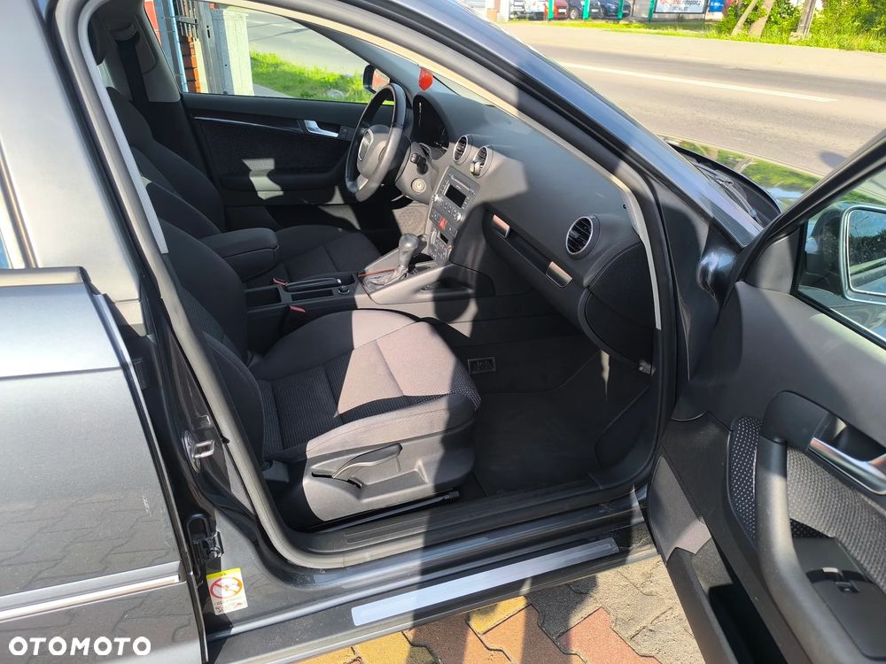 Audi A3 Sportback 1.6 S tronic Ambition - 17