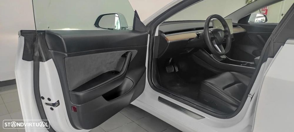Tesla Model 3 Standard RWD - 16