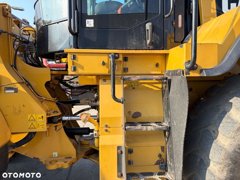 CAST 966 Mxe 4X4 - 26