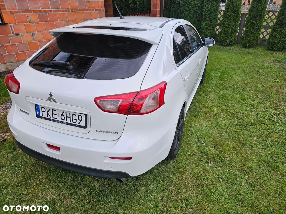 Mitsubishi Lancer 1.8 Invite - 4