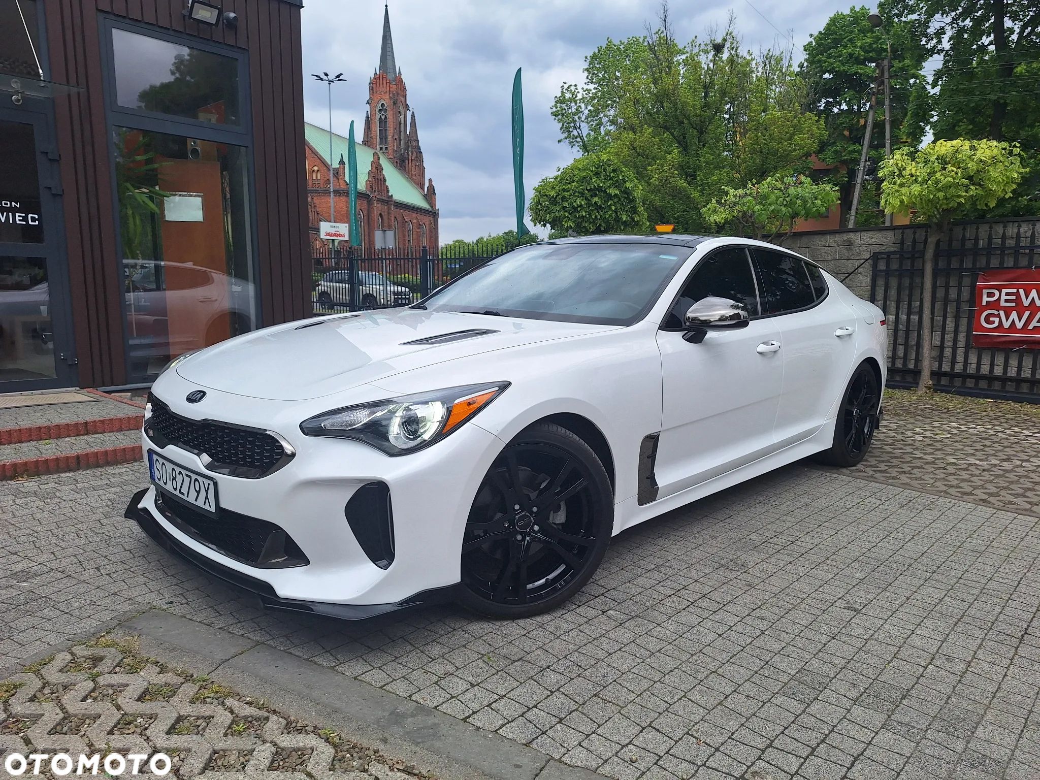 Kia Stinger 2.0 T-GDI GT Line - 1