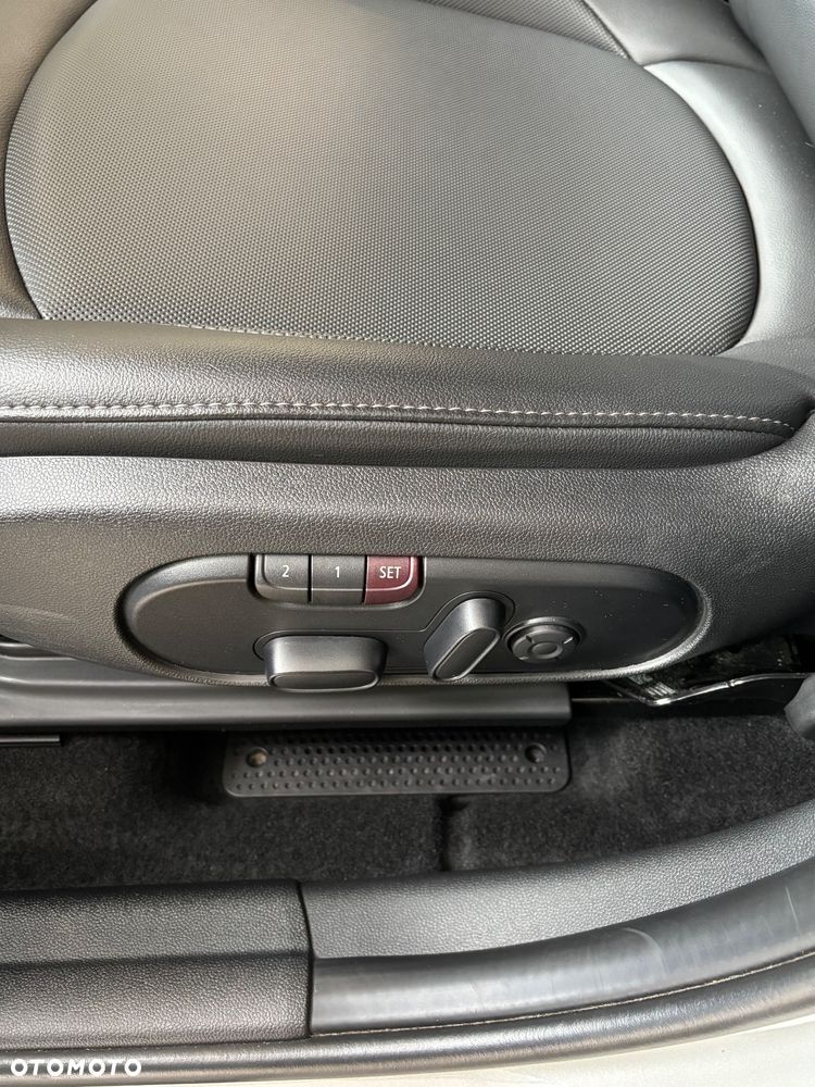 MINI Countryman Cooper ALL4 John Cooper Works Trim - 15