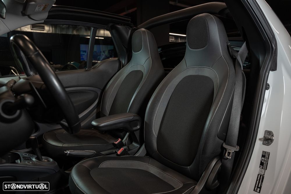 Smart Fortwo Cabrio Brabus twinamic - 10