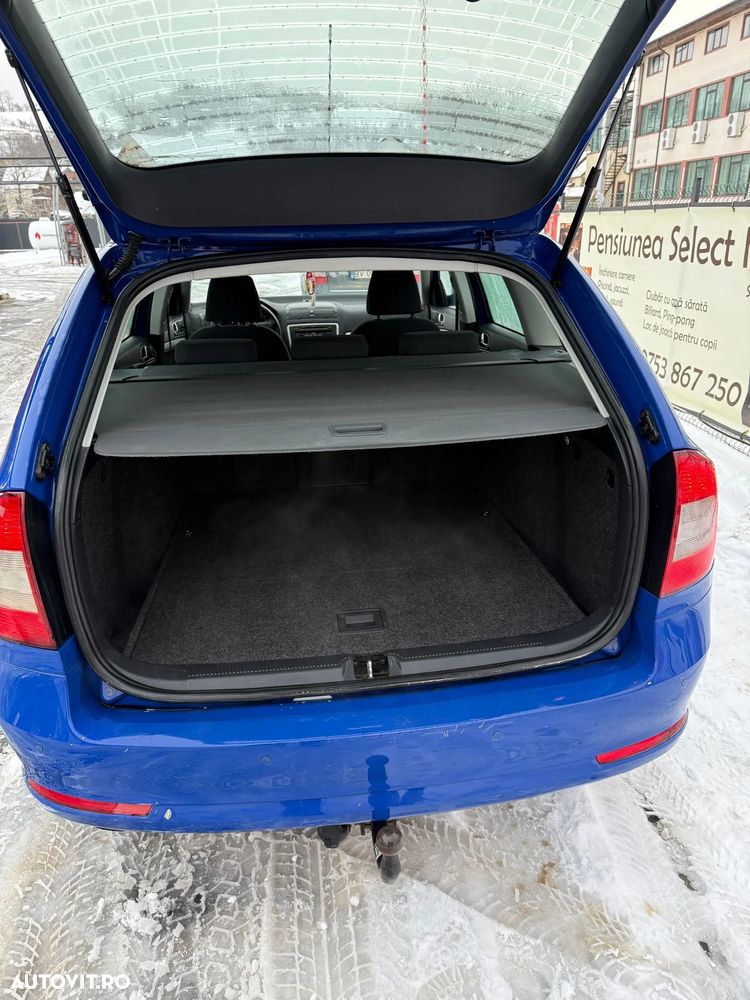 Skoda Octavia 1.6 TDI DPF DSG Active - 7