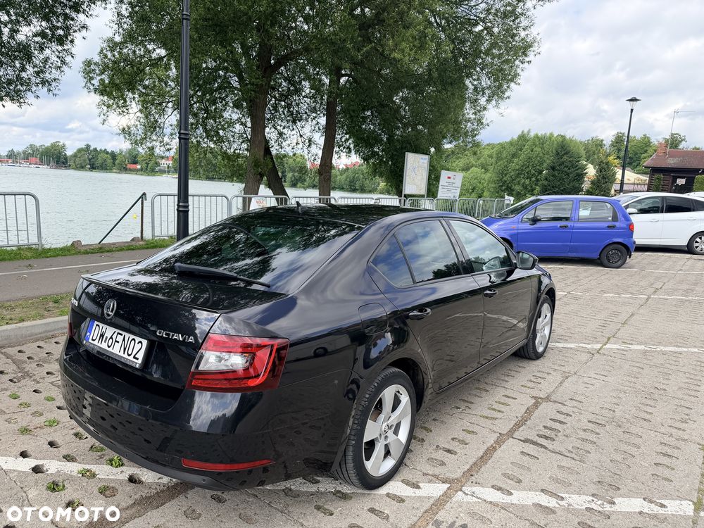 Skoda Octavia - 3