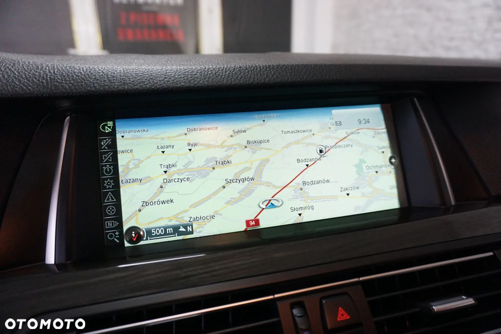 BMW Seria 5 525d Luxury Line - 36