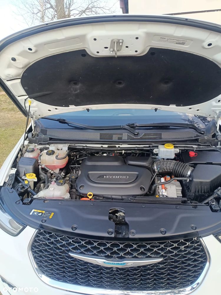 Chrysler Pacifica - 6