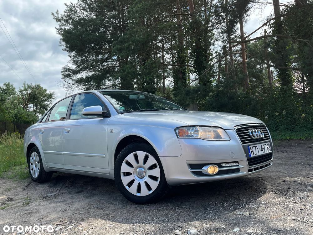 Audi A4 Limousine - 10