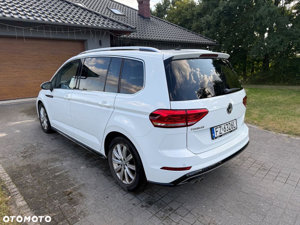Volkswagen Touran 2.0 TDI BMT Highline DSG - 4