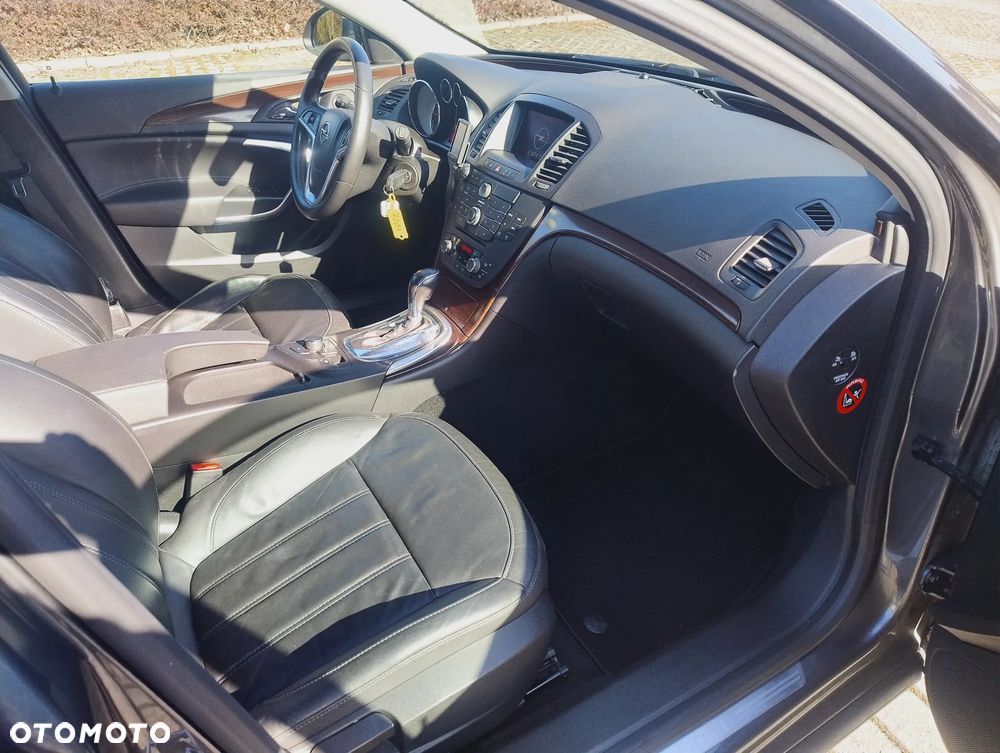 Opel Insignia 2.8 Turbo 4x4 Cosmo - 16