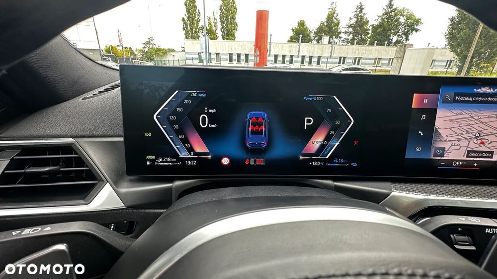 BMW Seria 3 330e xDrive - 22