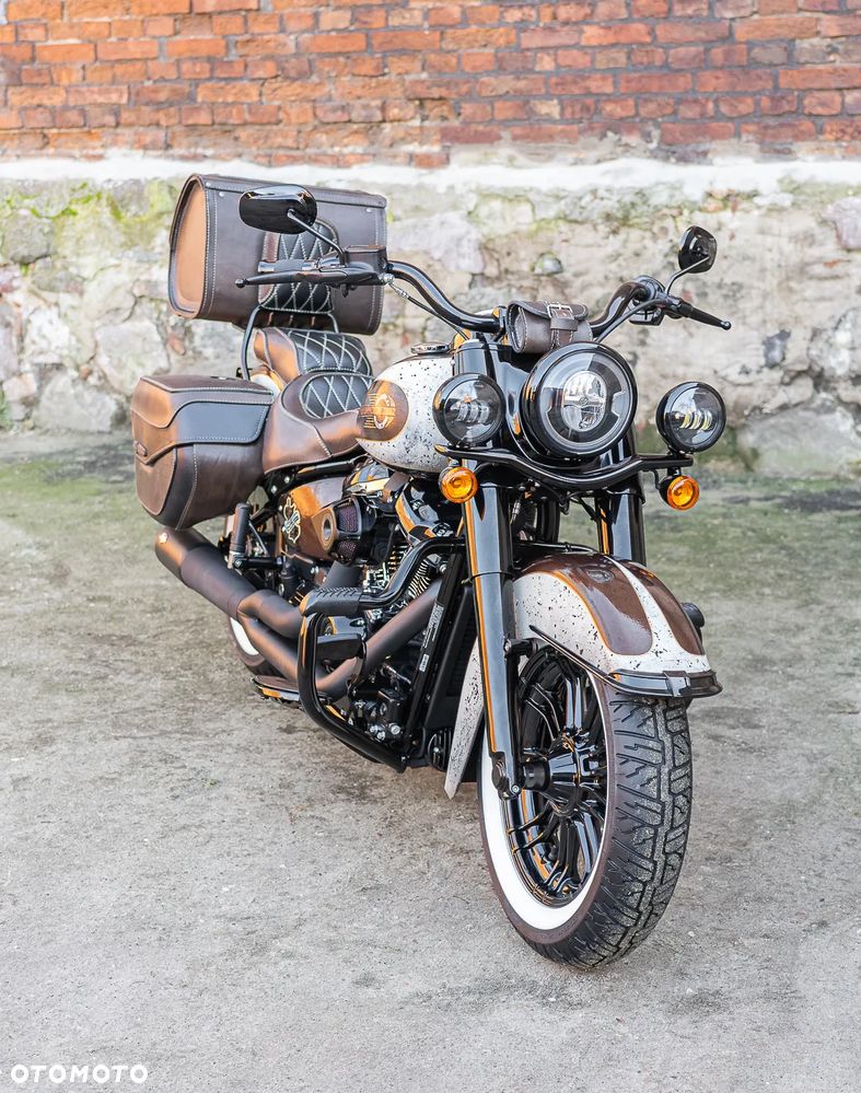 Harley-Davidson Softail Heritage Classic - 14