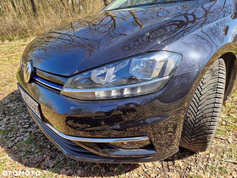 Volkswagen Golf - 5