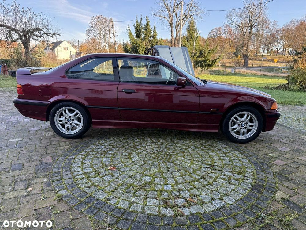BMW Seria 3 316i - 9