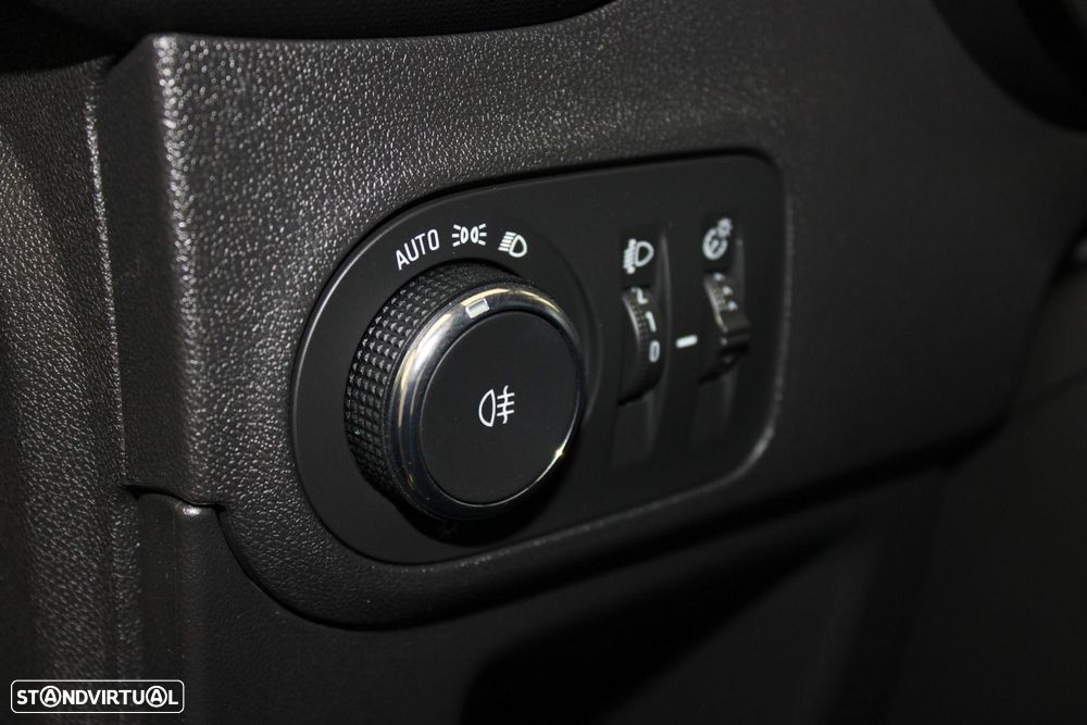 Opel Crossland 1.5 D Business Edition - 10