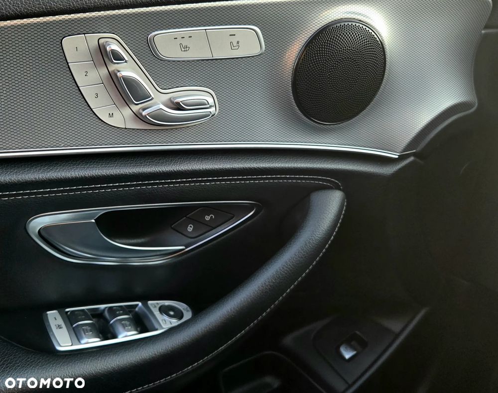 Mercedes-Benz Klasa E 220 d 4-Matic AMG - 16
