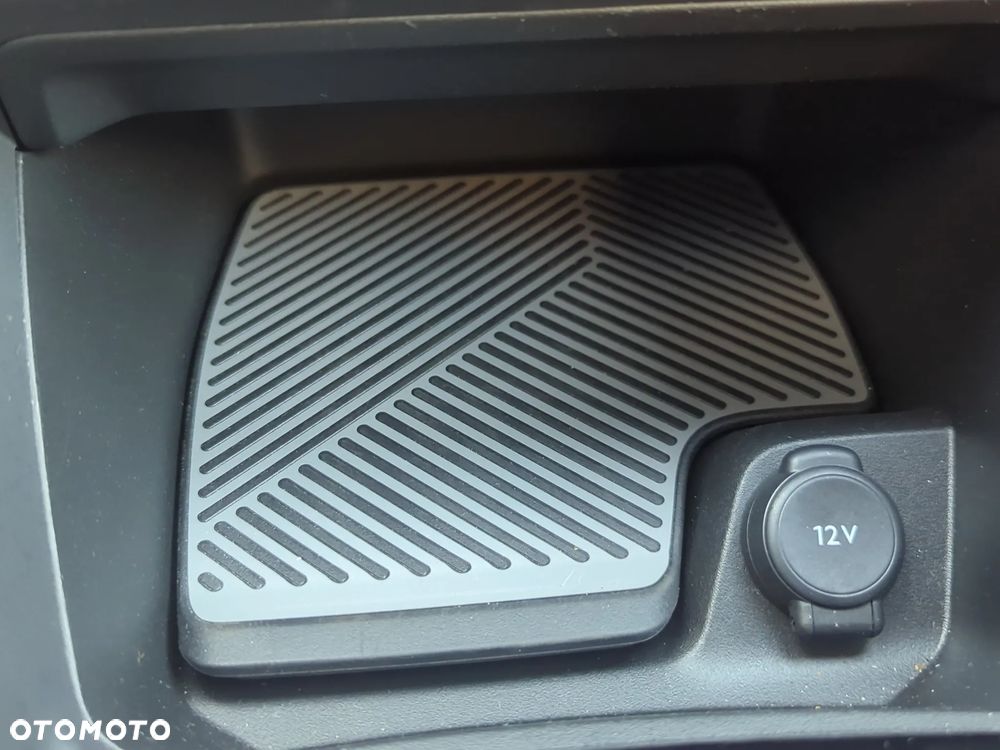 Citroën C4 1.2 PureTech Plus S&S EAT8 - 38