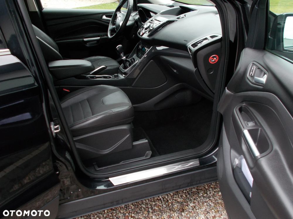 Ford Kuga 2.0 TDCi 4WD Titanium - 6