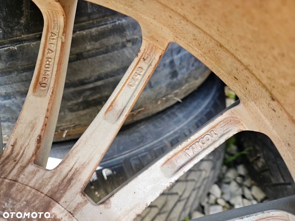 Felga Aluminiowa Alfa Romeo 7Jx17 Cali ET40.5 60689246 Koło Zapasowe - 4