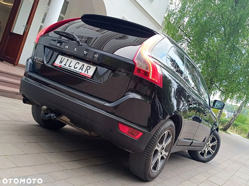 Volvo XC 60 D4 Geartronic Momentum - 9