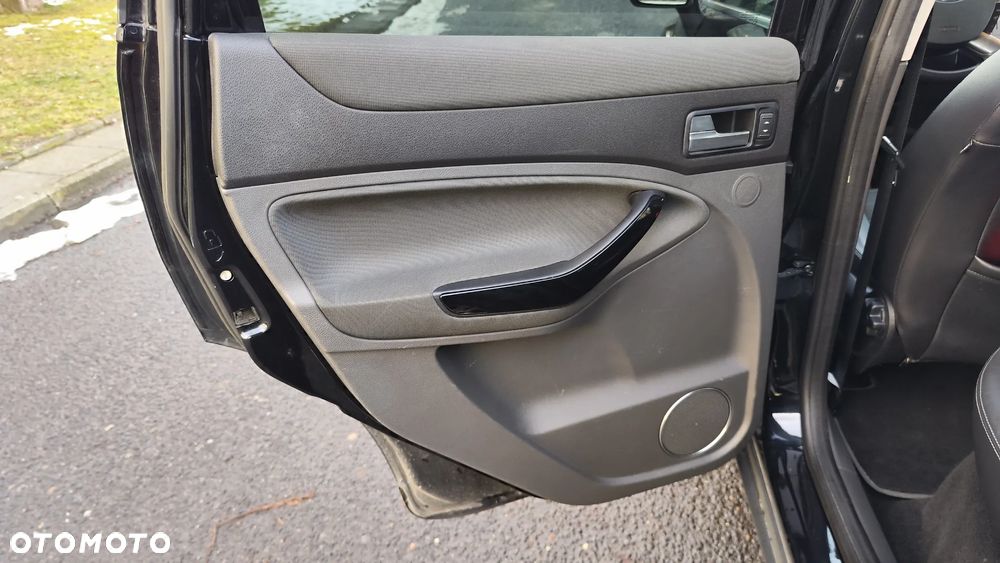 Ford Kuga 2.0 TDCi 4WD Titanium - 20