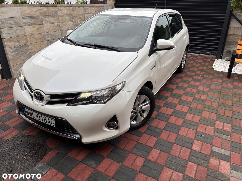 Toyota Auris - 1