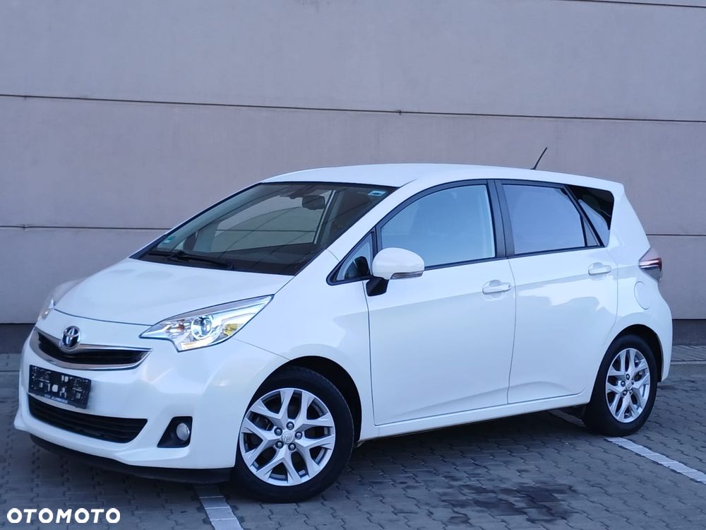 Toyota Verso S 1.33 VVT-i Start-Stop Club - 16