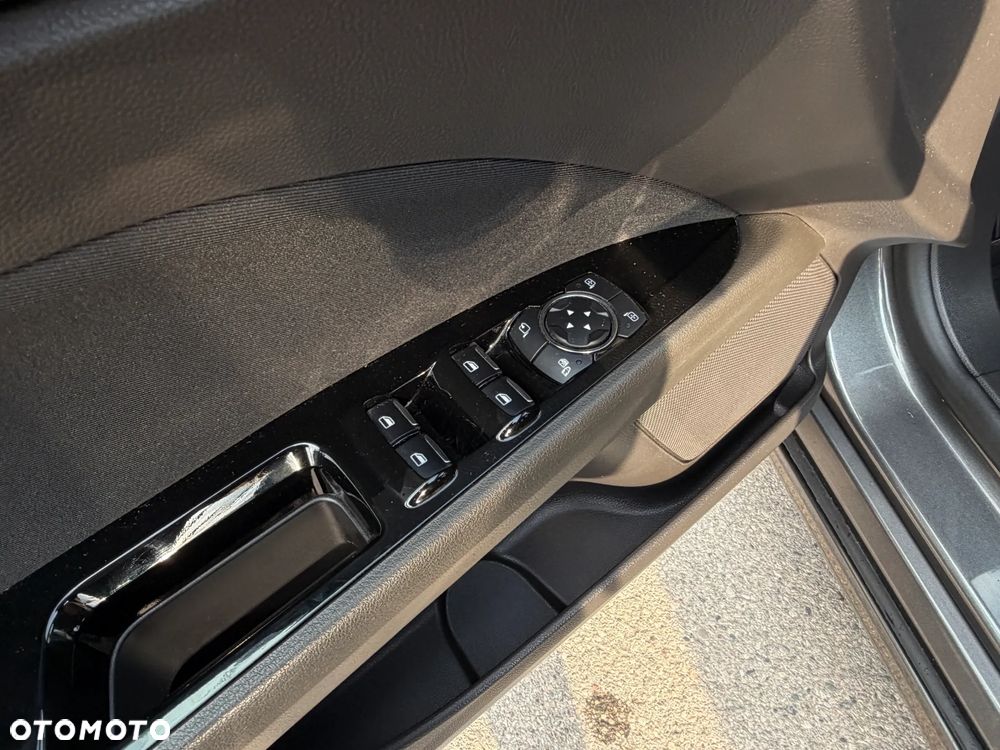 Ford Mondeo SW 2.0 EcoBlue Titanium - 29