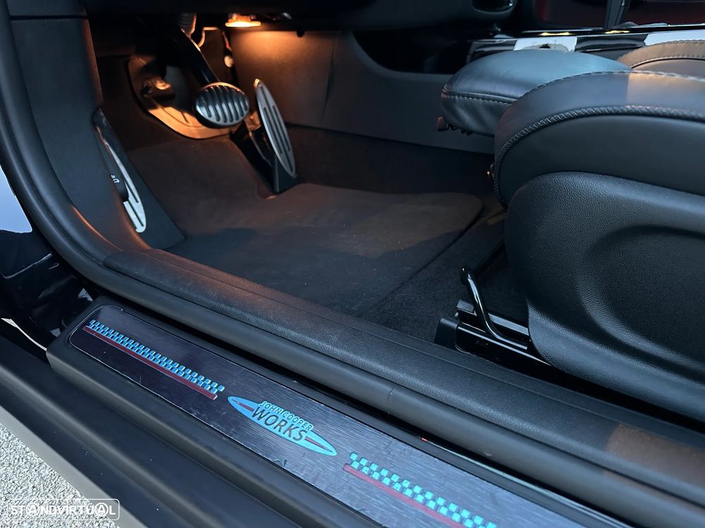 MINI Clubman Cooper SD Auto Desportiva - 23