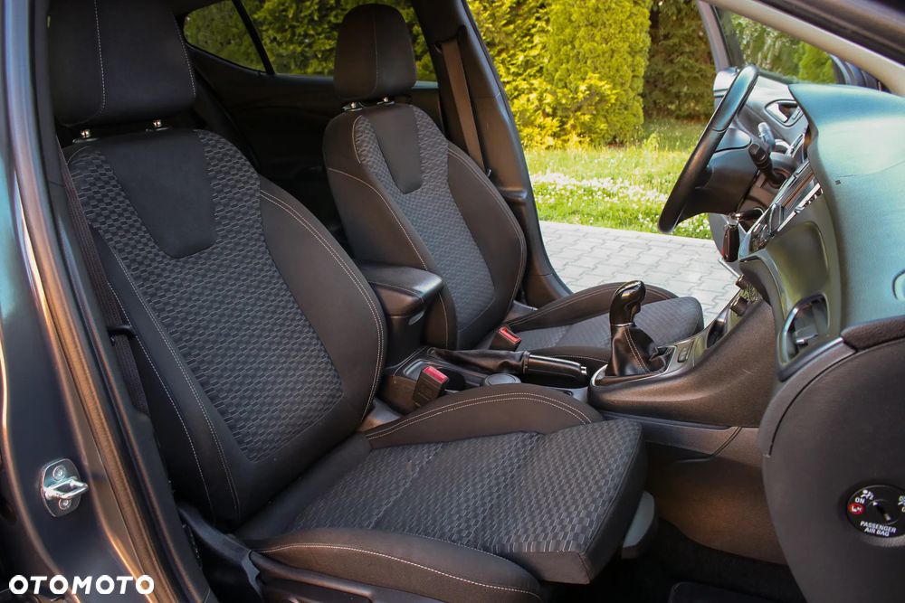 Opel Astra 1.4 Turbo Active - 19