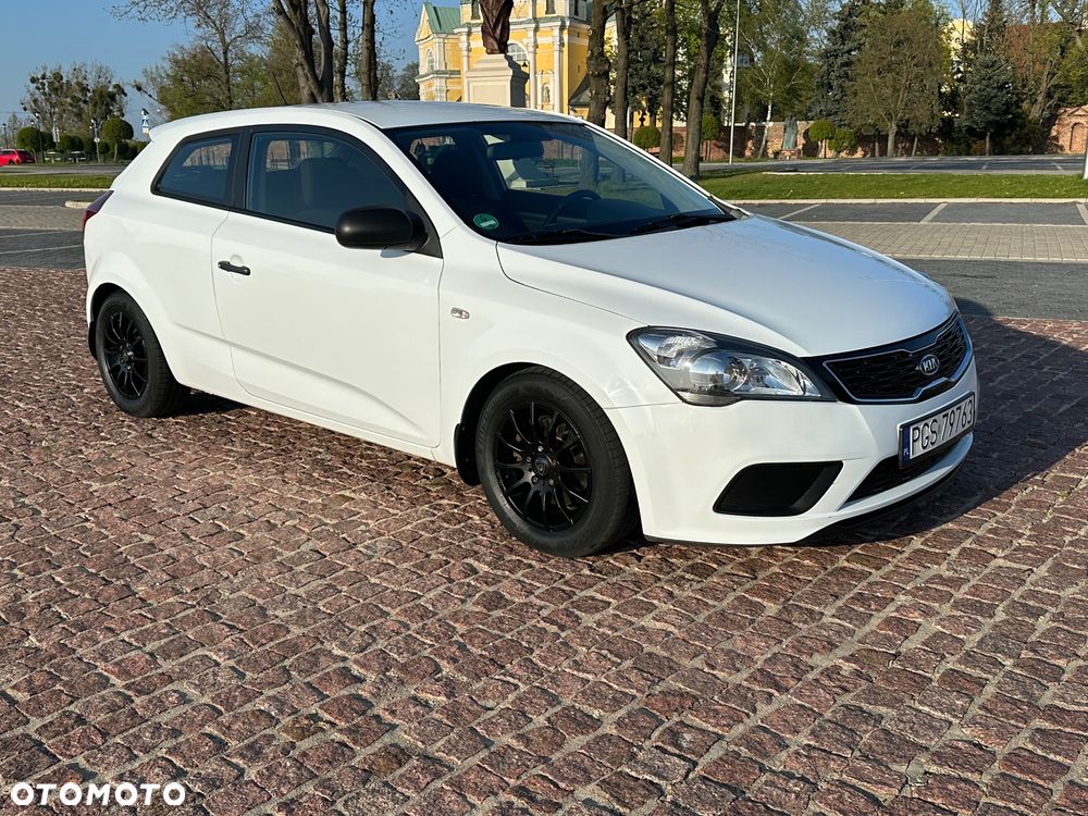 Kia ProCeed 1.4 M - 1