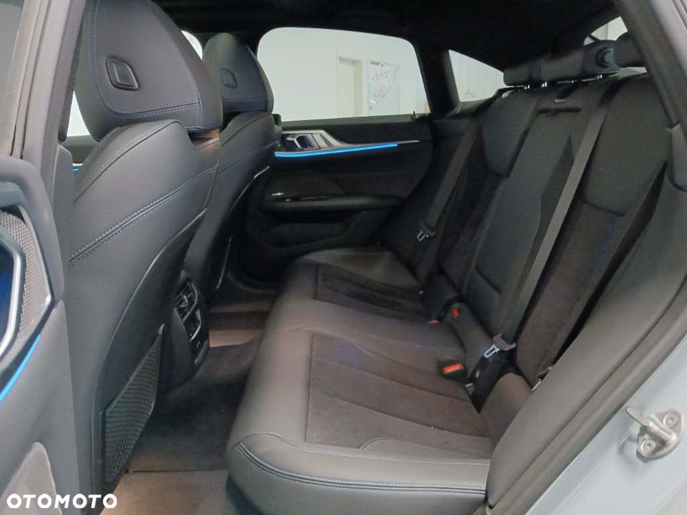 BMW Seria 4 420d xDrive M Sport - 14