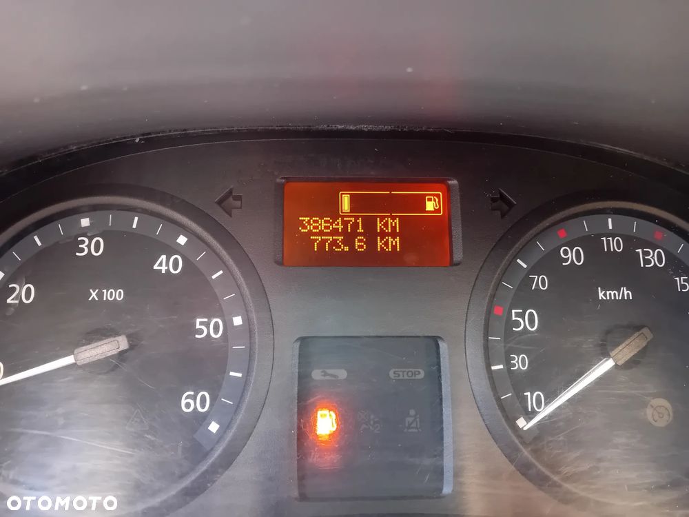 Renault Trafic - 25