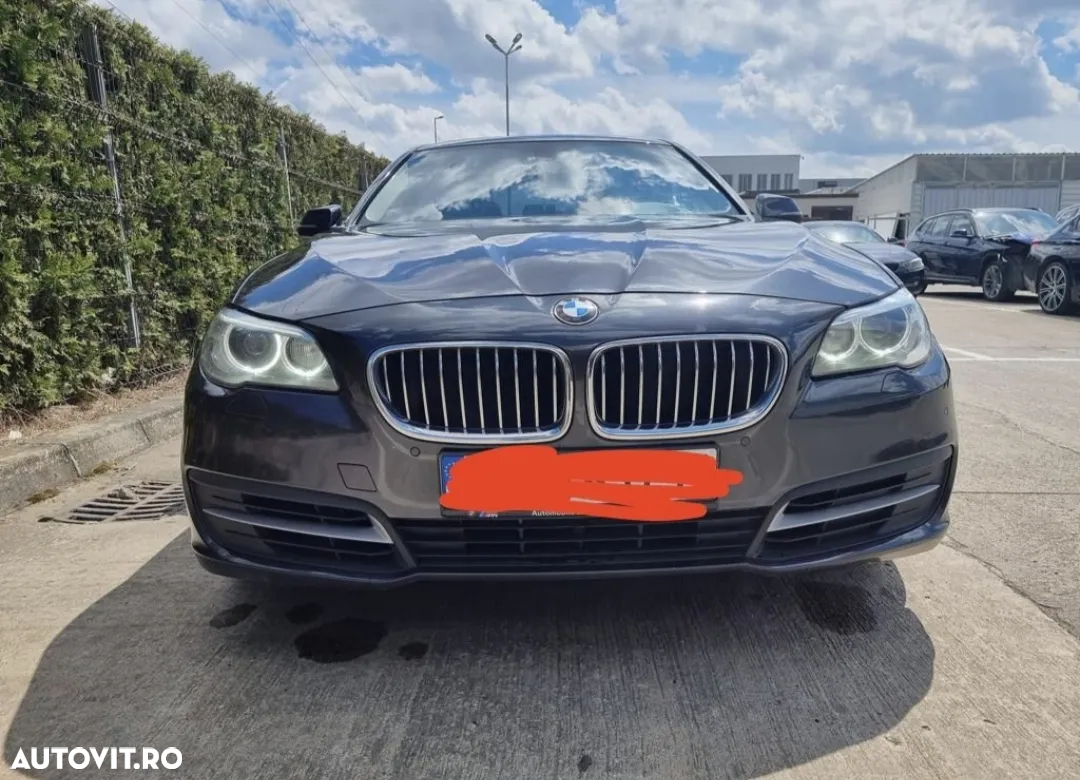 BMW Seria 5 528i xDrive Touring Aut. Modern Line - 18