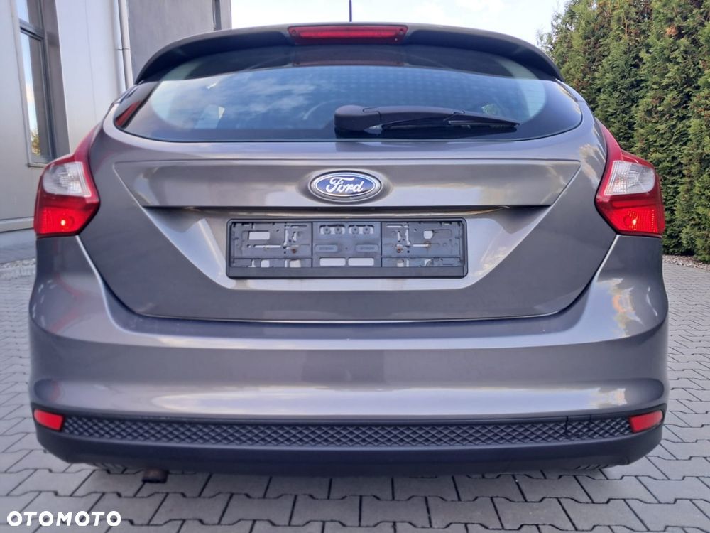 Ford Focus - 12