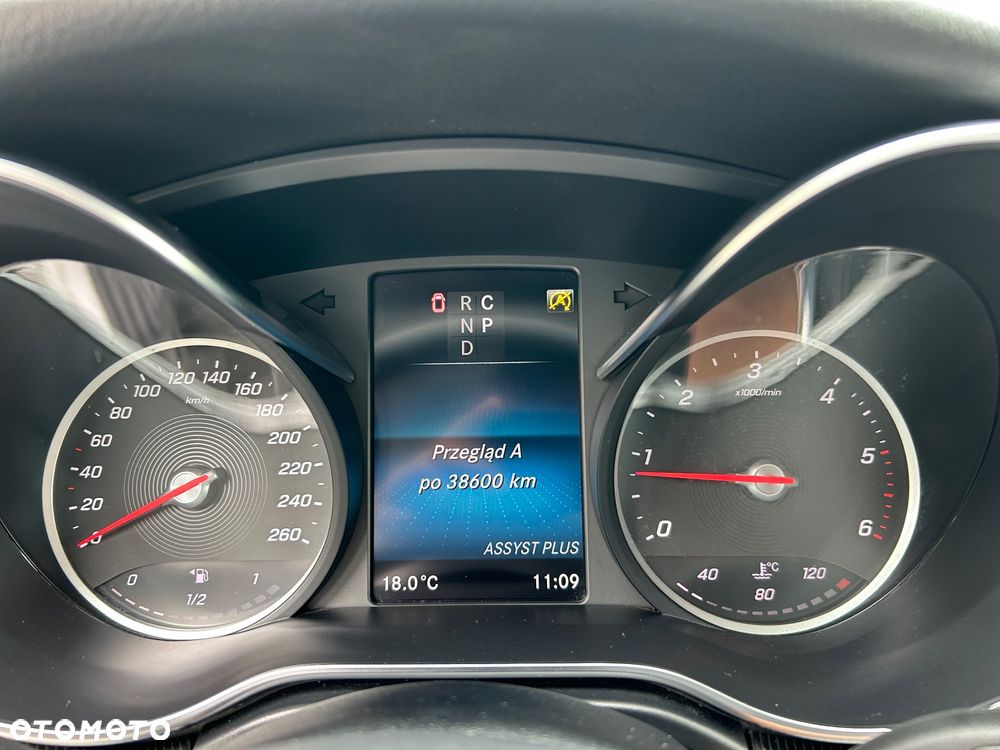 Mercedes-Benz Klasa V 220 d 9G-Tronic Avantgarde (d³ugi) - 26
