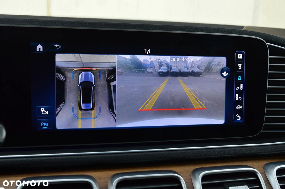 Mercedes-Benz GLE 300 d 4-Matic - 32