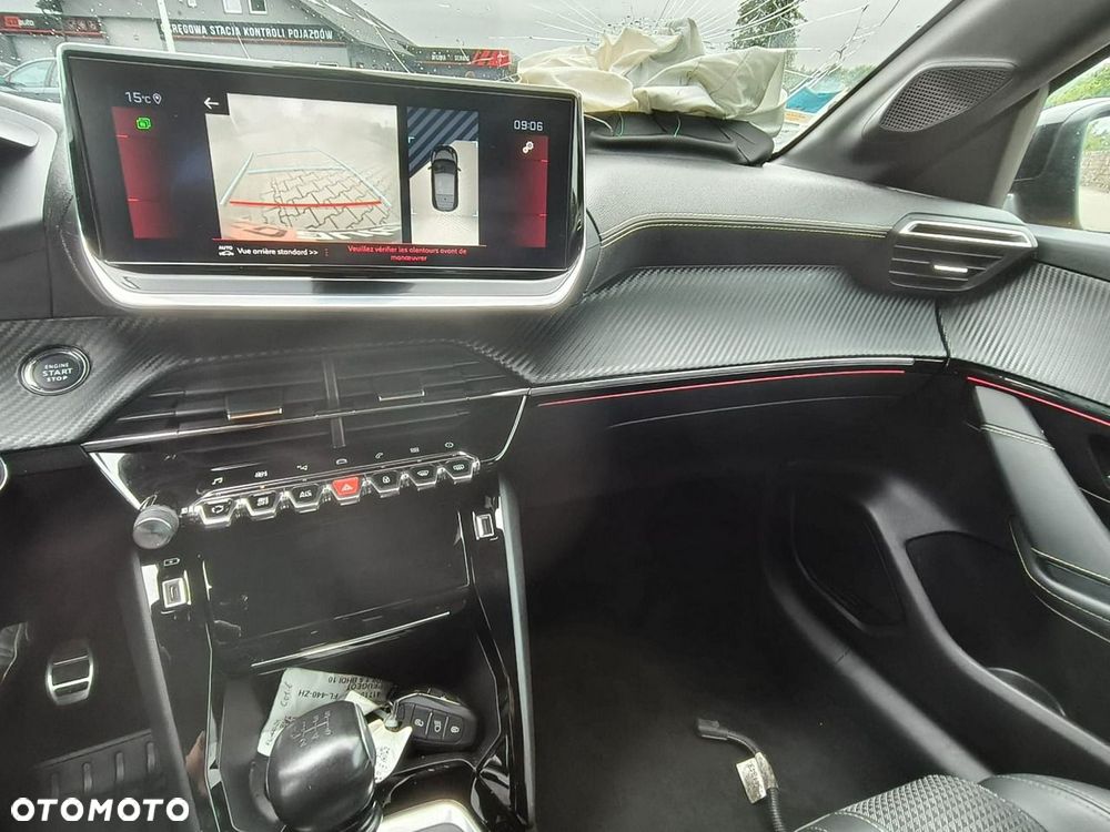 Peugeot 208 - 14