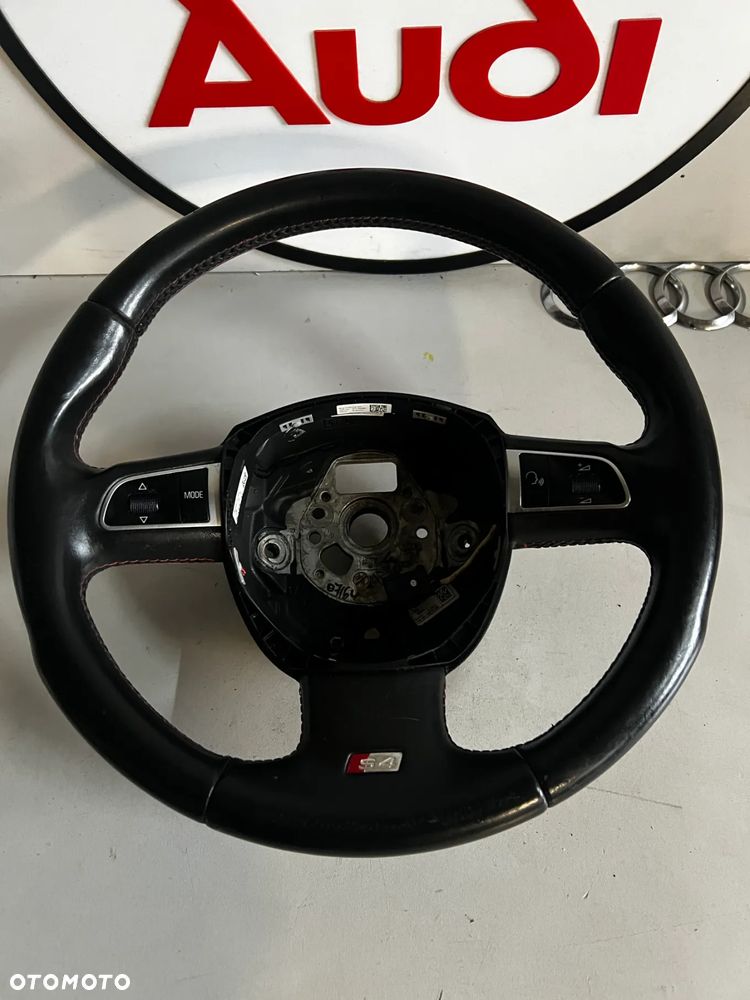 KIEROWNICA SKÓRA MULTI AUDI S4  8K0419091J  B8 CZERWONA NITKA - 1