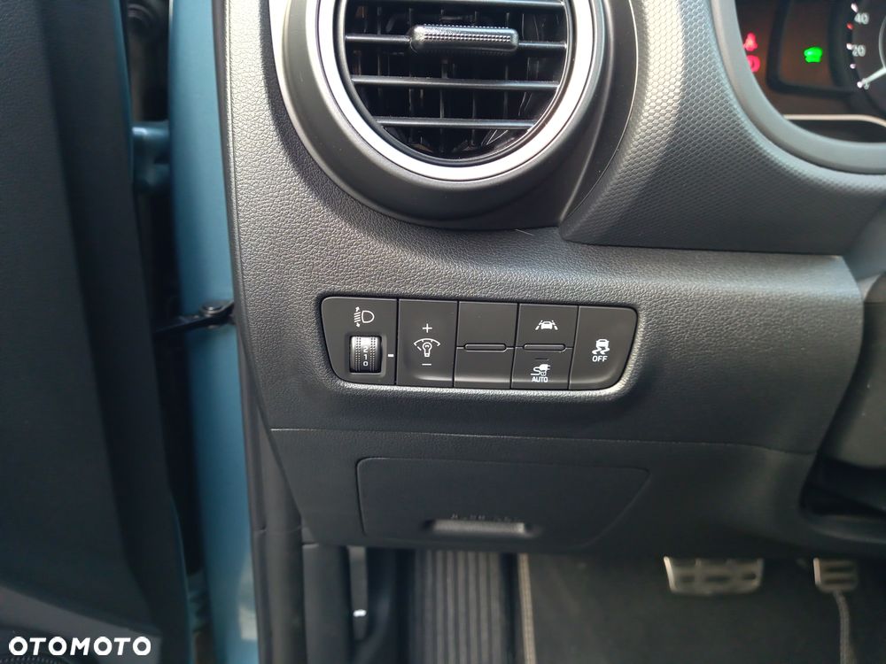 Hyundai Kona 39kWh Premium - 18
