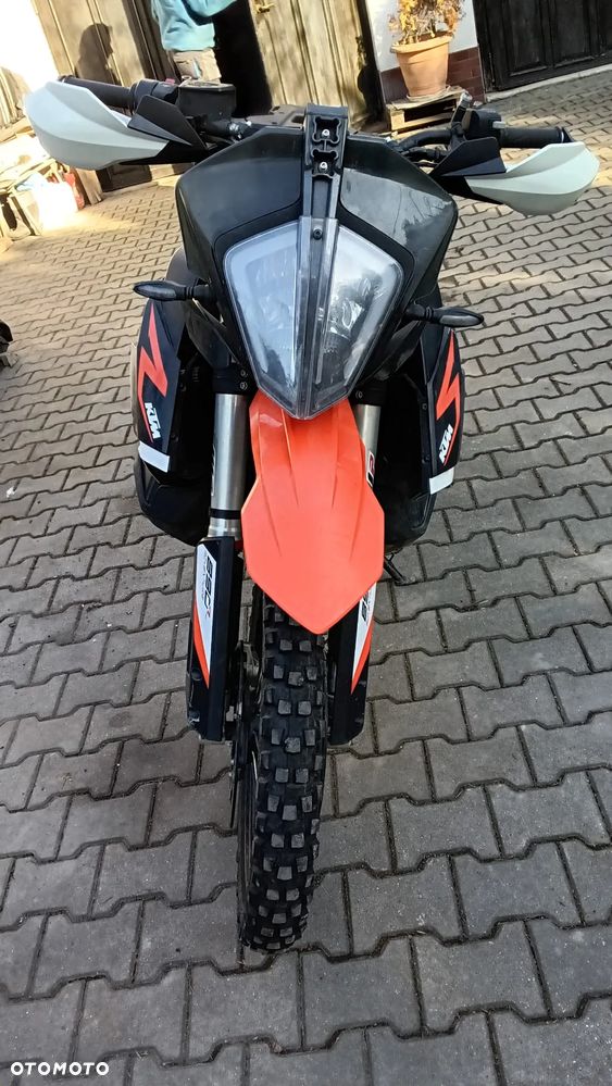 KTM Adventure - 13