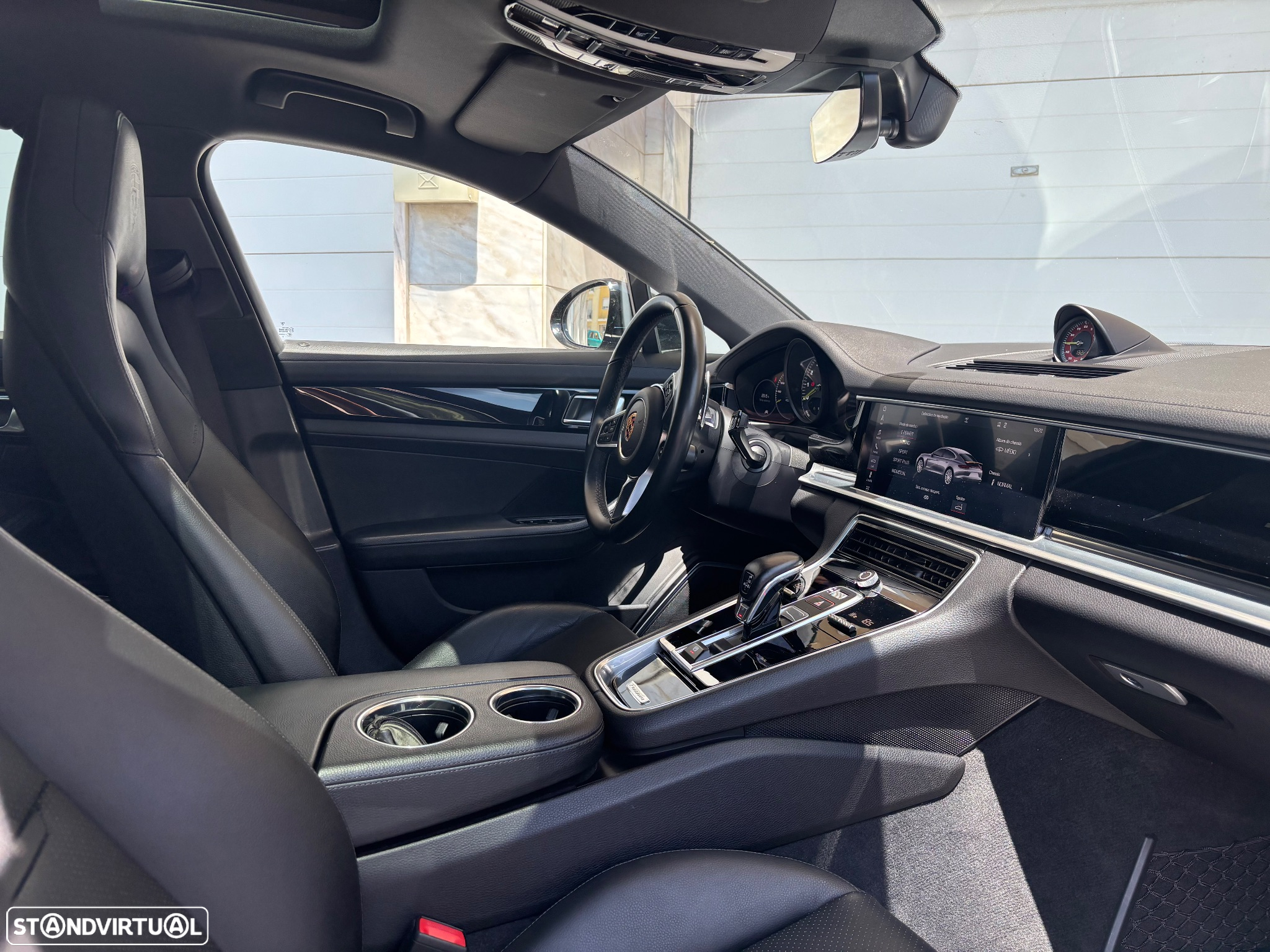 Porsche Panamera 4 E-Hybrid - 13