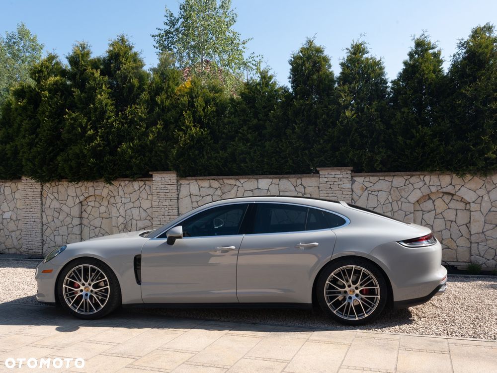 Porsche Panamera - 15